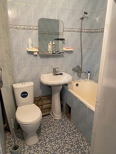 2 bedroom: 2 комнаты, 42 м², 10 мкр 104 серия, 4 этаж — 3