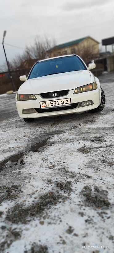 кара шина: Honda Accord: 2001 г., 2.3 л, Автомат, Бензин, Универсал