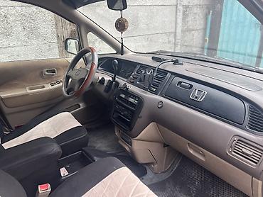 авто бок: Honda Shuttle: 2001 г., Автомат, Минивэн — 4