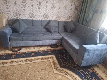 uqlovoy divanlar: Uqlavoy divan 2 aydi alinib acilir baza var.Qiy 450 man.Ramani