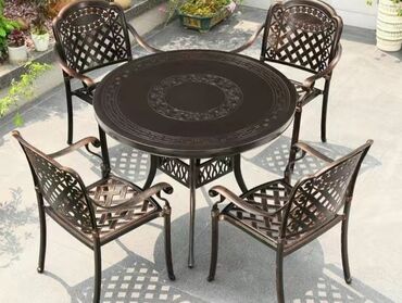 мебель горька: Садовая мебель из литого алюминия с круглым столом на 8 персон