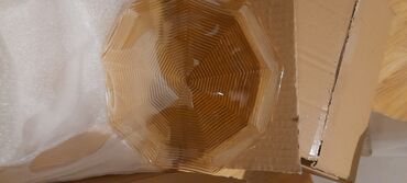 Tort və şiriniyyat qabları: Tort və şiriniyyat qabı, rəng - Sarı, Şüşə, Türkiyə — 4