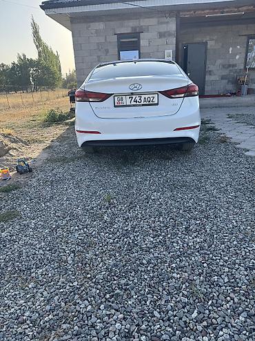 byd han ev: Hyundai Elantra: 2018 г., 1.4 л, Бензин — 4