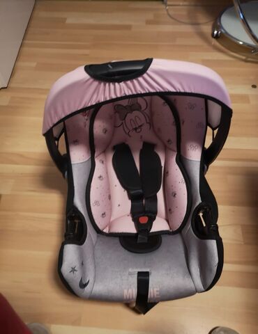 Car Seats & Baby Carriers: Nosiljka jaje za bebe, roza boje, očuvana u odličnom stanju