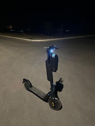 electro gitara: İşlənmiş Elektrik samokat 10", 501 - 750 Vt, 16 - 25 km/s, Pulsuz çatdırılma — 2