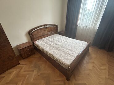 demir qapi islenmis: İkinəfərlik çarpayı, Dolab, Komod, 2 tumba, Malayziya, İşlənmiş