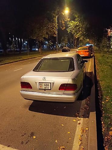 Mercedes-Benz: Mercedes-Benz E-Class: 1999 г., 4.3 л, Автомат, Бензин, Седан — 10