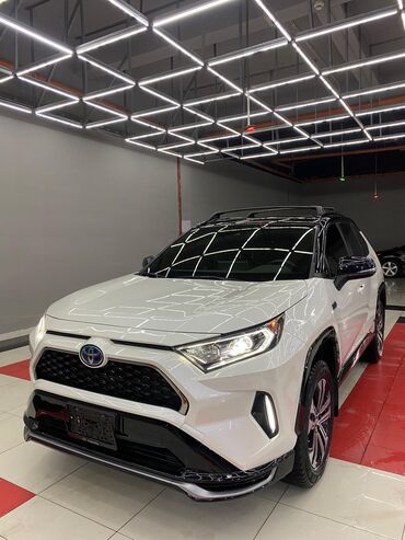 Toyota: Toyota RAV4: 2021 г., 2.5 л, Автомат, Электромобиль, Внедорожник