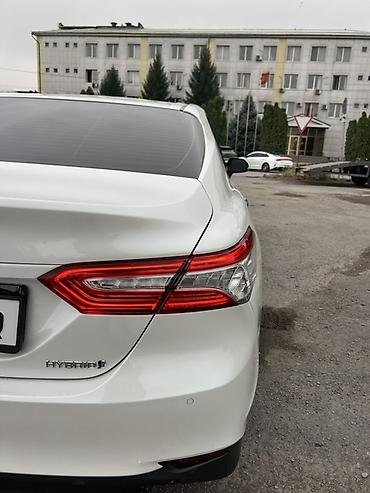 Toyota: Toyota Camry: 2019 г., 2.5 л, Гибрид, Седан — 8