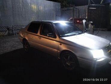 матиз автомат 2: Volkswagen Vento: 1996 г., 2 л, Автомат, Бензин, Универсал