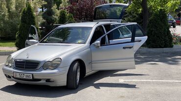 продаю мерс универсал: Mercedes-Benz C 200: 2002 г., 2.2 л, Автомат, Дизель, Универсал