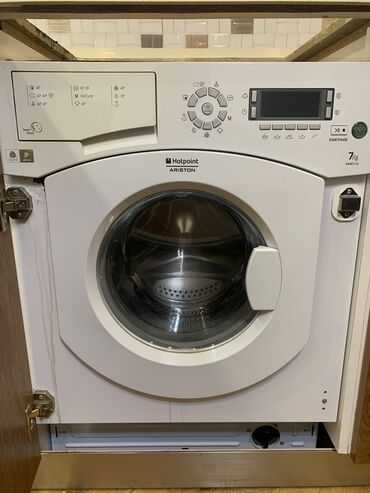 ev əşyalar: Paltaryuyan maşın Hotpoint Ariston, 7 kq, İşlənmiş