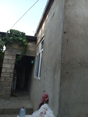 ev alqi satqisi sumqayit: 3 otaqlı, 82 kv. m, Təmirsiz