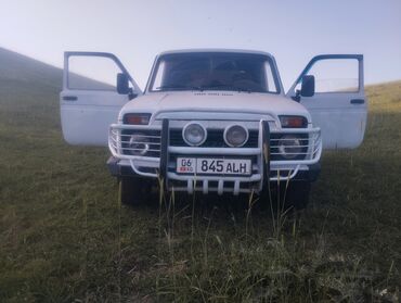 ВАЗ (ЛАДА): ВАЗ (ЛАДА) 4x4 Нива: 2001 г., 1.7 л, Механика, Бензин