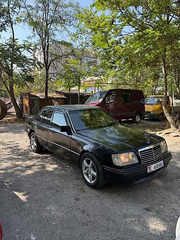 Mercedes-Benz W124: 1993 г., 2.8 л, Механика, Бензин, Седан at lalafo.kg Mercedes-Benz W124: 1993 г., 2.8 л, Механика, Бензин, Седан
