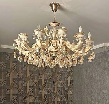 ucuz lüsturlar: Çılçıraq, 10 və daha çox lampa