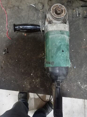 islenmis iran sobalari: Laqonda