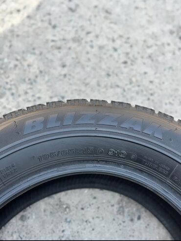 купить зимние шины на 14 бу: Комплект зимних шин Bridgestone Blizzak VRX2. Характеристики: -