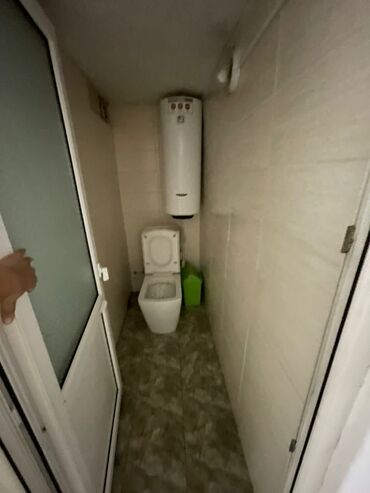 Отели и хостелы: СДАЁТСЯ ПОМЕЩЕНИЕ ПОД ЛЮБОЙ КОММЕРЧЕСКИЙ БИЗНЕС! Сдаётся просторное at lalafo.kg — 6 Отели и хостелы: СДАЁТСЯ ПОМЕЩЕНИЕ ПОД ЛЮБОЙ КОММЕРЧЕСКИЙ БИЗНЕС! Сдаётся просторное — 6