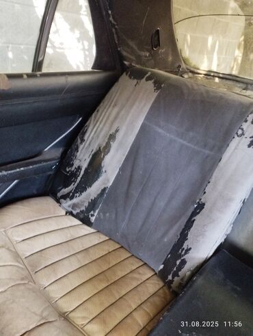 Mercedes-Benz: Mercedes-Benz : 1984 г., Механика, Седан — 9