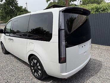 byd e6: Hyundai Staria: 2024 г., 2.2 л, Дизель, Минивэн — 4