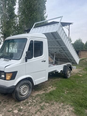 Mercedes-Benz: Mercedes-Benz T1: 1990 г., 2.3 л, Механика, Дизель, Бус