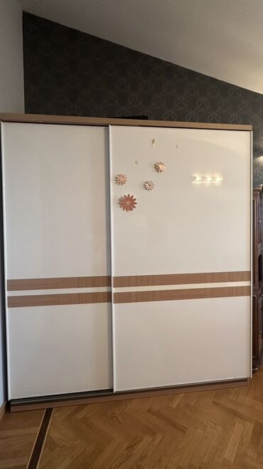 3 eded xoncali taxda qapi lazimdir: İşlənmiş, Kupe, 2 qapılı Düz dolab, Qarderob, paltar dolabı