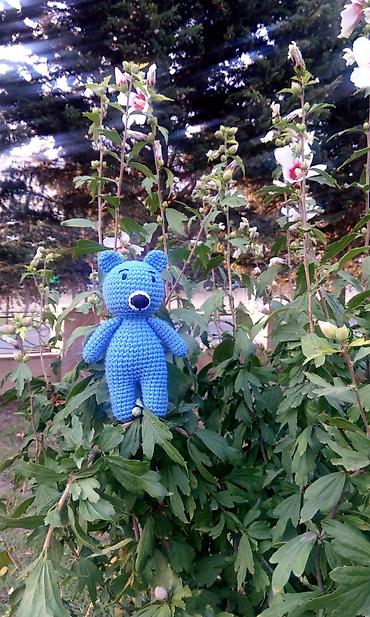 qız oyuncaqlari: Təsvir: - Amigurumi texnikası ilə toxunmuş yumşaq oyuncağdır. - Rəng — 1