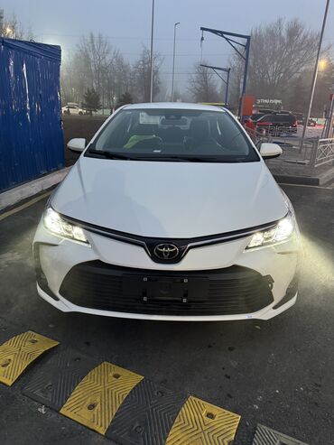 Toyota: Toyota Corolla: 2025 г., 1.2 л, Автомат, Бензин, Седан — 1