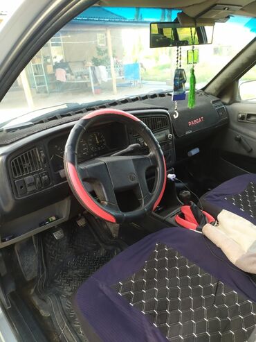 прадаю самаделка мини трактор в караколе: Volkswagen Passat: 1990 г., 1.8 л, Механика, Бензин, Универсал