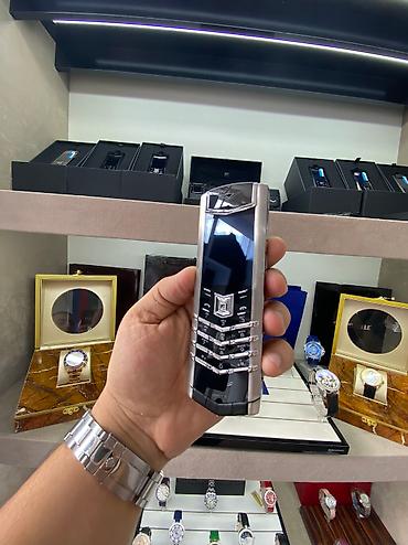 butun telefonlar: Vertu Signature Silver Alligator Premium class 2020 Kredit Tek — 1