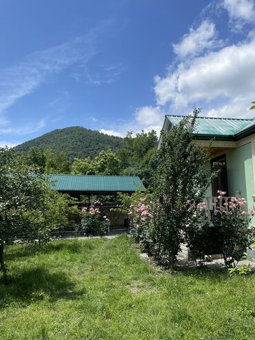 Günlük kirayə evlər: 80 kv. m, 1 otaqlı, Kanalizasiya, Kombi, Qaz — 2