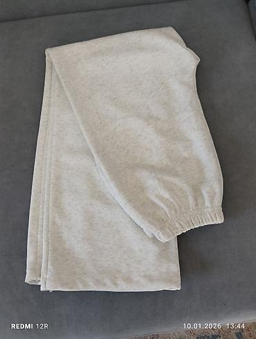 Домашние костюмы: Набор одежды и аксессуаров (черный цвет) 1) Вязаная кепка - Цвет — 5