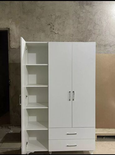 Dolablar: Yeni, Açılan, 3 qapılı Düz dolab, Dolab-asılqan, Rusiya — 13