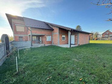 Kuće na prodaju: 360 kv. m, 5 soba — 7