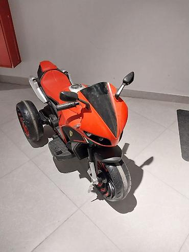 uşaq üçün geyimlər: Uşaq elektrikli motosikleti. Yenidi. Qiymeti 200 AZN — 2