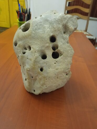 idman daşlari: Meteorit dashi