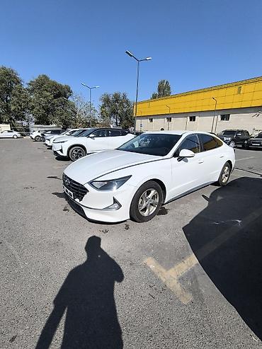 Hyundai Sonata: 2021 г., 2 л, Автомат, Газ, Седан