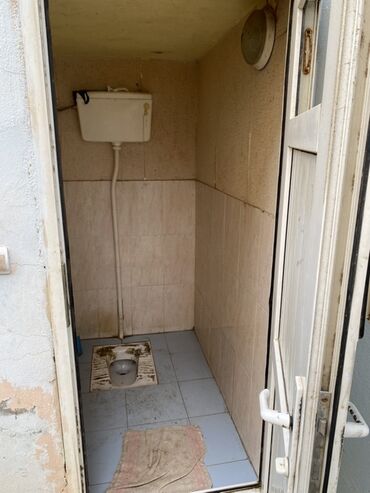 Kirayə qaraj: 0.06ha torpaq sahəsi. 109.6 kv.m yaşayış, 64.6 kv.m köməkçi sahə — 9