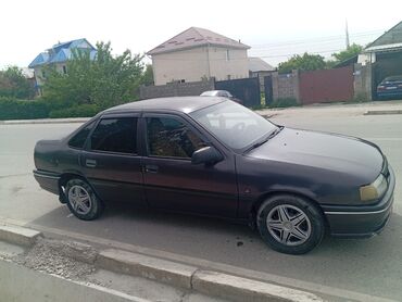 Opel : 1994 г., 1.8 л, Механика, Бензин, Седан