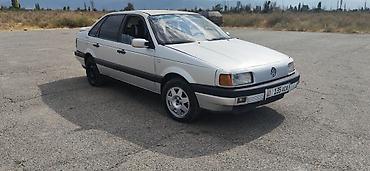 rota grid: Volkswagen Passat: 1991 г., 2 л, Механика, Бензин, Седан — 7
