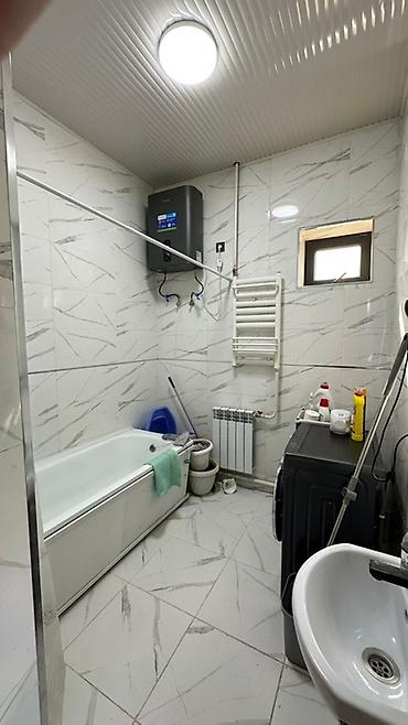 Продажа коттеджей и домов: 🏡 Продается дом в стиле Hi-Tech 📍 Район Ак-Ордо 1, всего 200 метров от at lalafo.kg — 14 Продажа коттеджей и домов: 🏡 Продается дом в стиле Hi-Tech 📍 Район Ак-Ордо 1, всего 200 метров от — 14