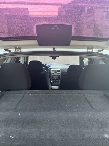 VAZ (LADA): VAZ (LADA) Priora: 1.6 l | 2012 il 268706 km Sedan — 19