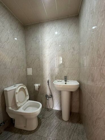 Uzunmüddətli kirayə mənzillər: Yasamal rayonu,Asan xidmətin arxadı,Mida yaşayışda.12 mərtəbənin,6-cı — 9