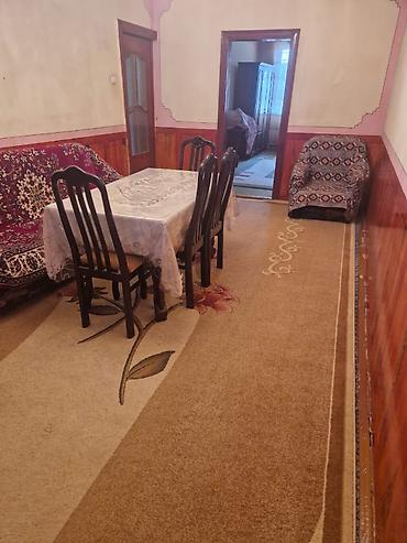 merkezde: 4 otaqlı, Yeni tikili, 100 kv. m — 1