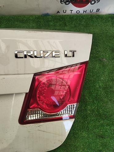 spark 2012: Фонарь крышки багажника правый для Chevrolet Cruze J300, 2011 г.в — 1