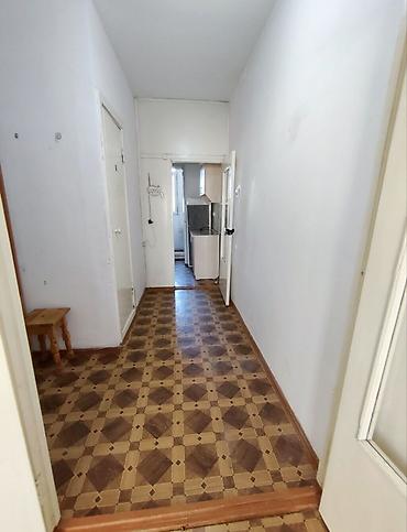 продаю квартиру энергетики: 1 комната, 35 м², 105 серия, 2 этаж, Старый ремонт — 7