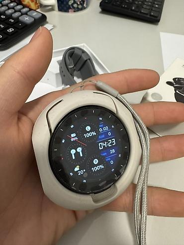 Другие смарт-часы: Умные часы со встроенным кейсом для TWS-наушников Особенности: - — 10