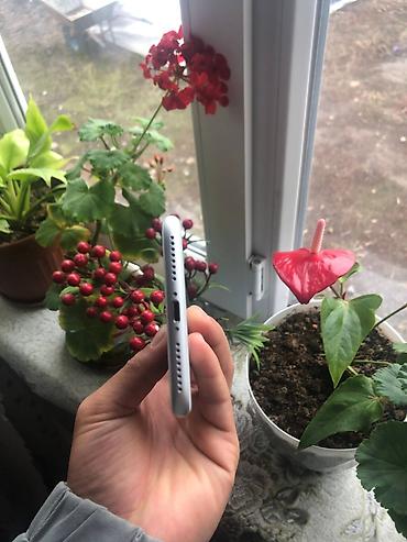 Apple iPhone: IPhone 8 Plus, 64 ГБ, Белый — 6