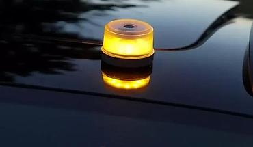 lil solid žuto svjetlo: OSRAM MAGNETNI BLINKER - ŽUTO SVETLO ZA KROV - PROFI | Na prodaju — 2